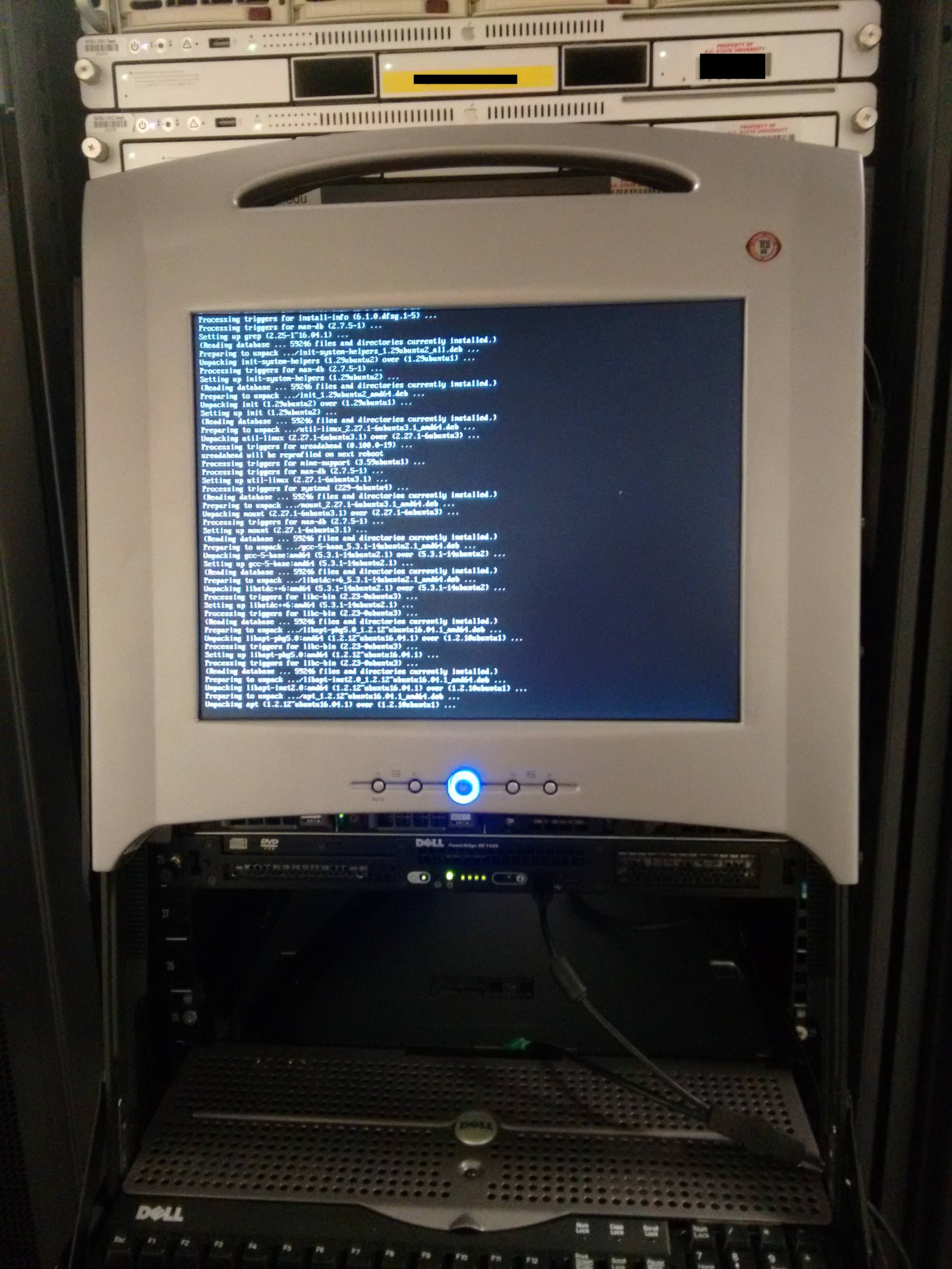 server console connected to char mounted in rack showing progress of the
installation of base system packages